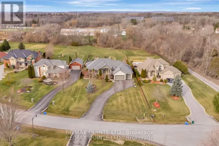 54 SETTLERS LANDING DRIVE, Quinte West