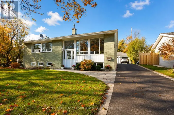 54 SOUTHWELL DRIVE, Toronto