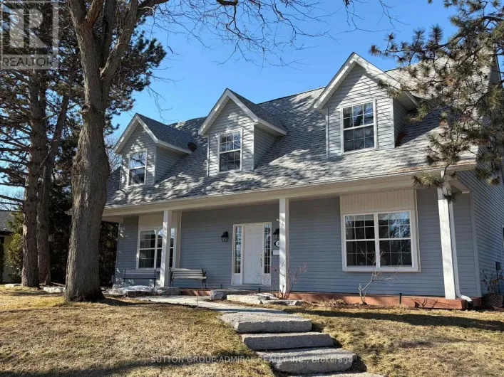 54 STARLIGHT CRESCENT, Richmond Hill