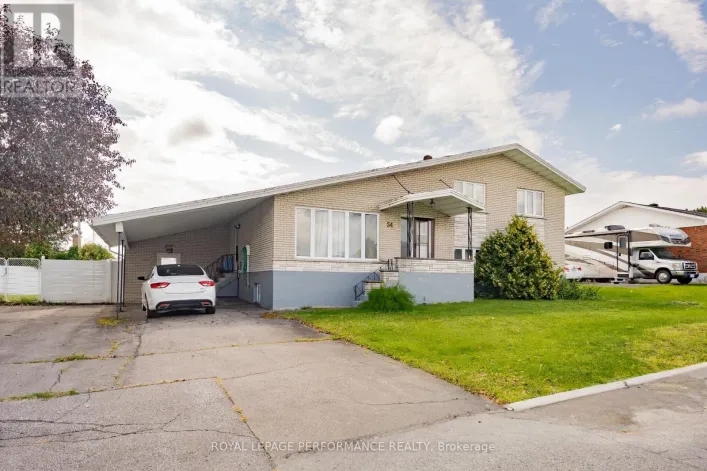 54 VICTORIA STREET W, North Glengarry