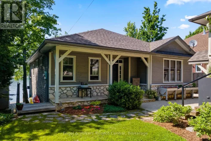 54 WILLIAM STREET, Northern Bruce Peninsula