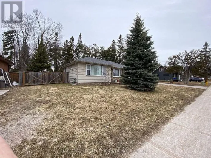 House for sale: 540 BIG BAY POINT ROAD, Barrie