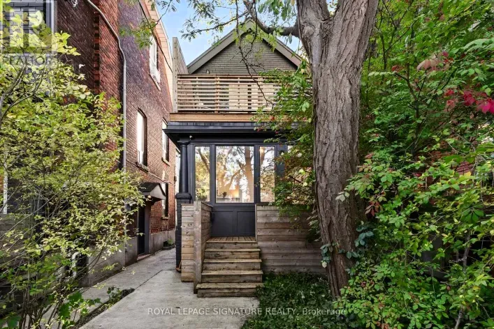 540 CRAWFORD STREET, Toronto
