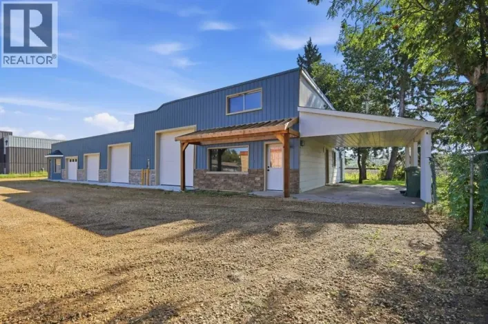 5401 50 Street, Ponoka