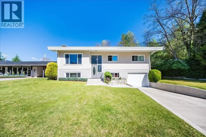 541 Portia Crescent, Trail