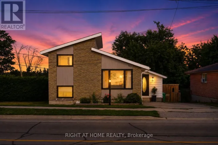 House for sale: 541 RIVER ROAD S, Peterborough