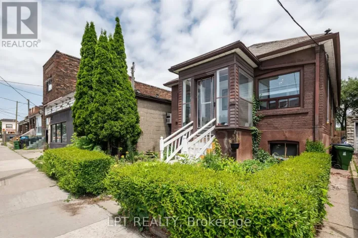 541 VAUGHAN ROAD, Toronto