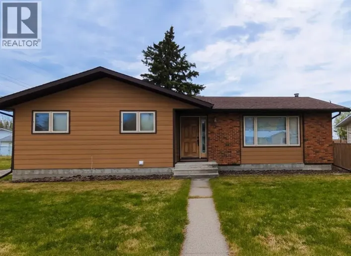 5411 51 Avenue, Rocky Mountain House