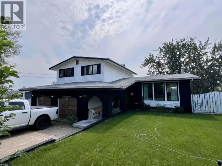 5415 W 53 AVENUE, Fort Nelson