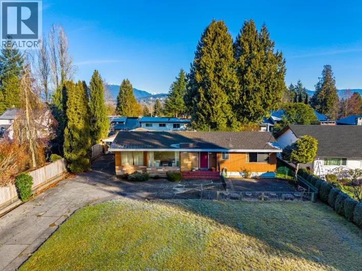 5416 BUCKINGHAM AVENUE, Burnaby