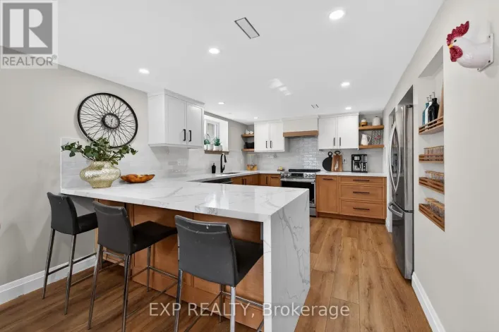 5418 ANTHONY PLACE, Burlington