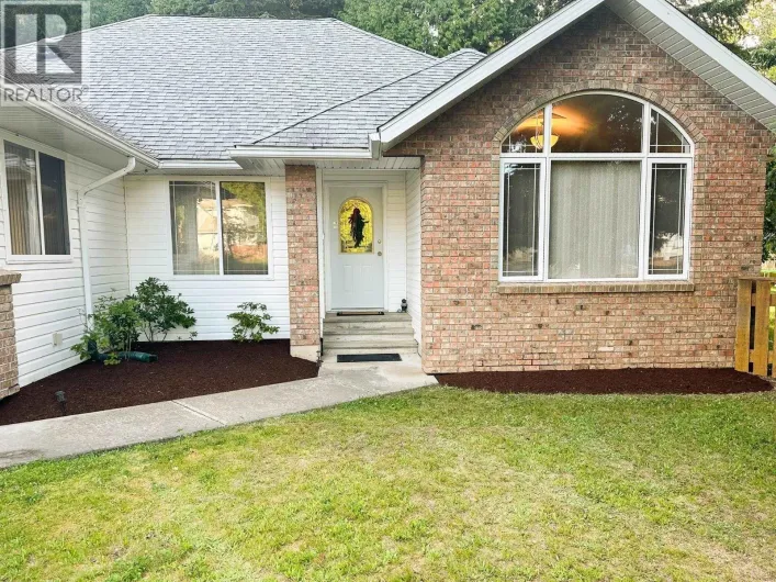 House for sale: 5418 MCCONNELL CRESCENT, Terrace