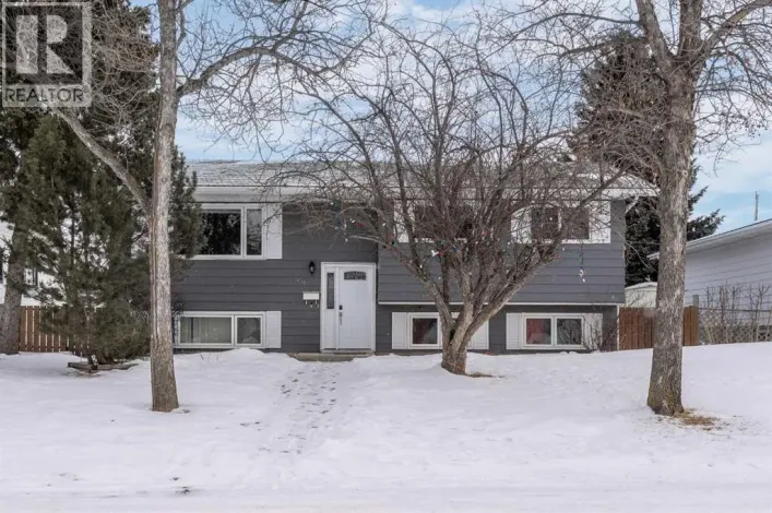 5419 51 Street, Camrose