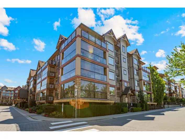 542 8288 207A STREET, Langley