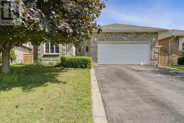 542 DAVIS DRIVE, Kingston