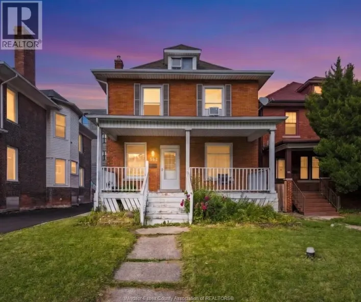 542 VICTORIA AVENUE, Windsor