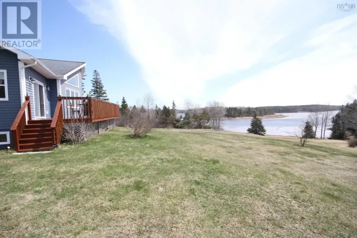 543 Lower River Road, Cleveland
