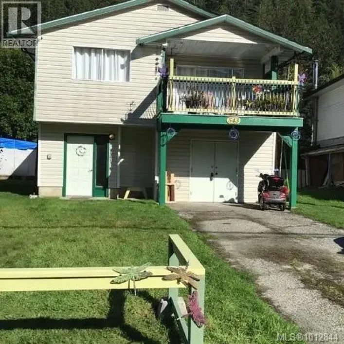 543 Maquinna Dr N, Tahsis