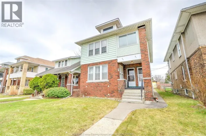 543-545 GILES BOULEVARD East, Windsor