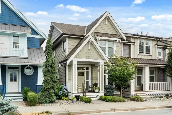 5436 PEACH ROAD|Garrison Crossing, Chilliwack