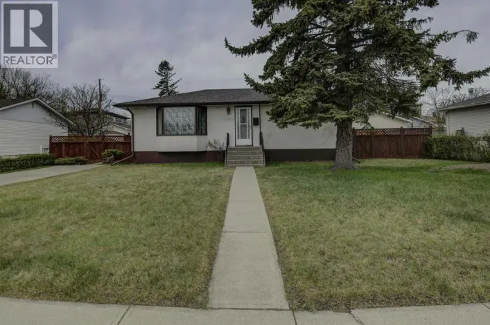 544 Thornhill Place NW, Calgary