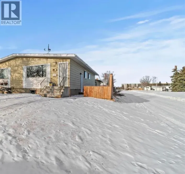 5444 50 Street, Camrose