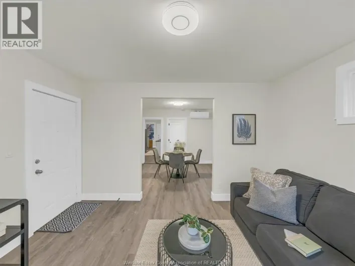 545 Cameron Unit# 5, Windsor