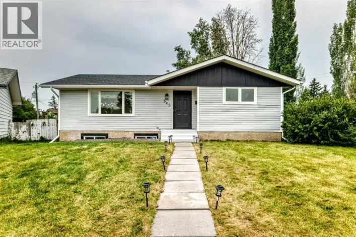 545 Madeira Drive NE, Calgary