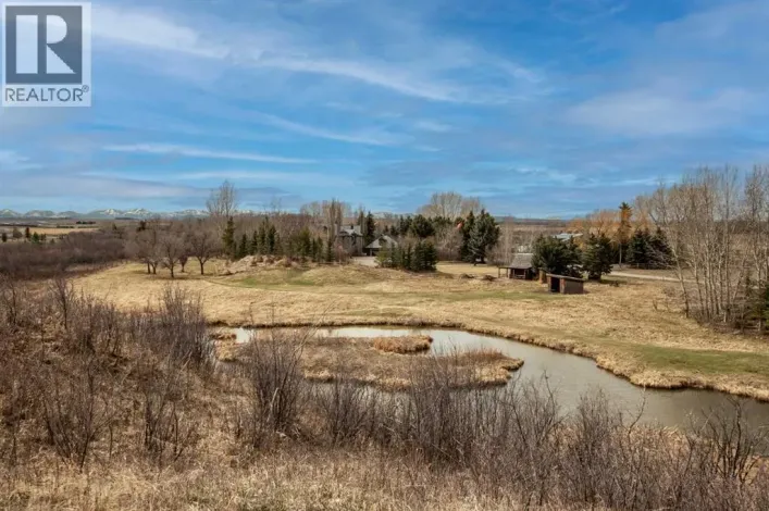 546017 104 Street E, Rural Foothills County