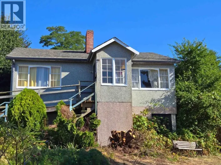 547 N FLETCHER ROAD, Gibsons