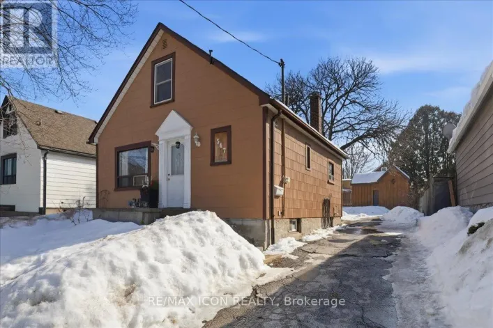 547 WELLINGTON STREET N, Kitchener