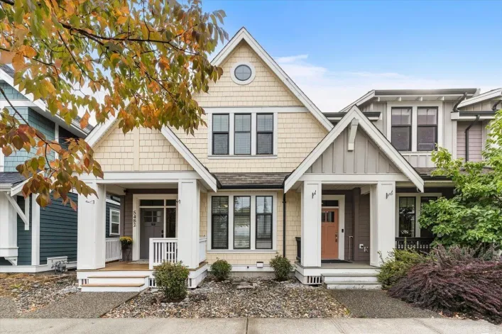 5482 PEACH ROAD|Garrison Crossing, Chilliwack