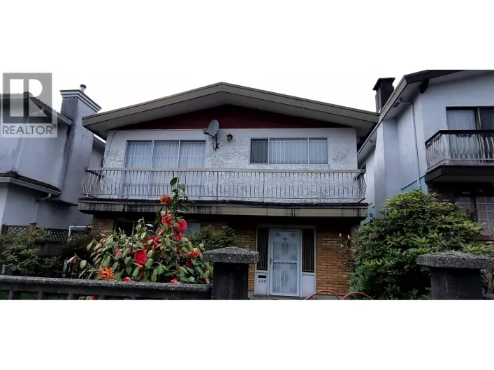 549 RENFREW STREET, Vancouver