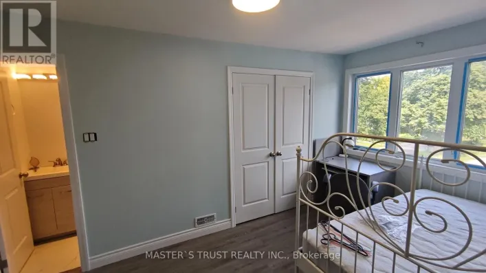 55 APACHE TRAIL, Toronto