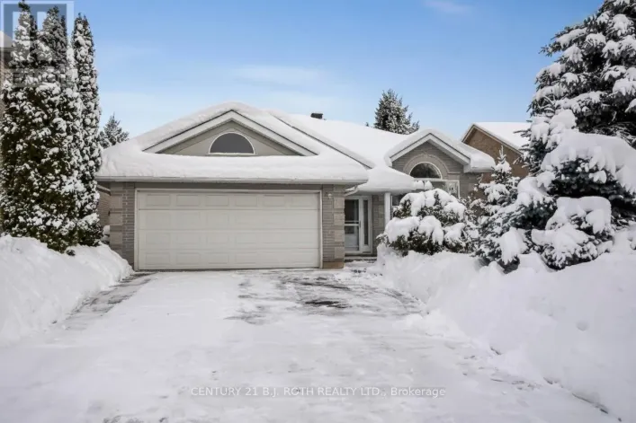 55 BLOXHAM PLACE, Barrie