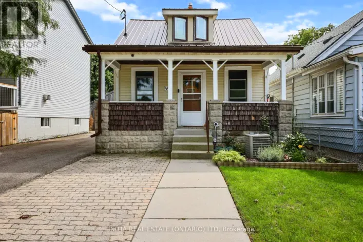 55 BRISCOE STREET W, London South