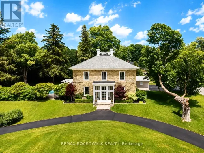 House for sale: 55 COCHRANE DRIVE, Brockville