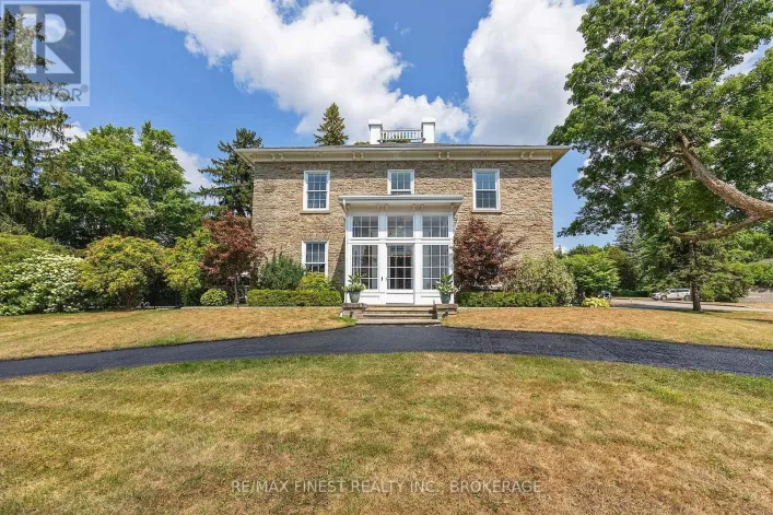 55 COCHRANE DRIVE, Brockville