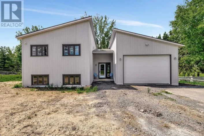 55 COUNTY ROAD 1, Prince Edward County