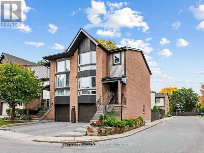 55 ENGLISH IVYWAY, Toronto