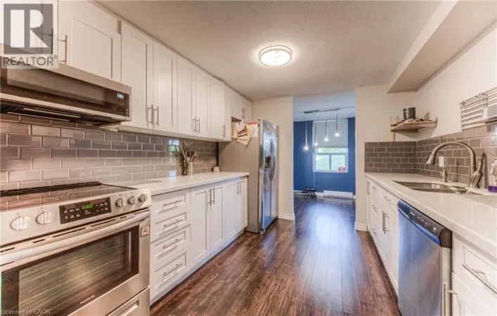 55 GREEN VALLEY Drive Unit# 210, Kitchener