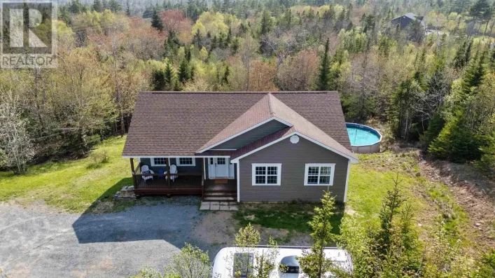 55 Old Fairbanks Road, Porters Lake