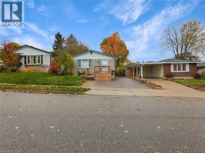 55 SILVER ASPEN Crescent, Kitchener