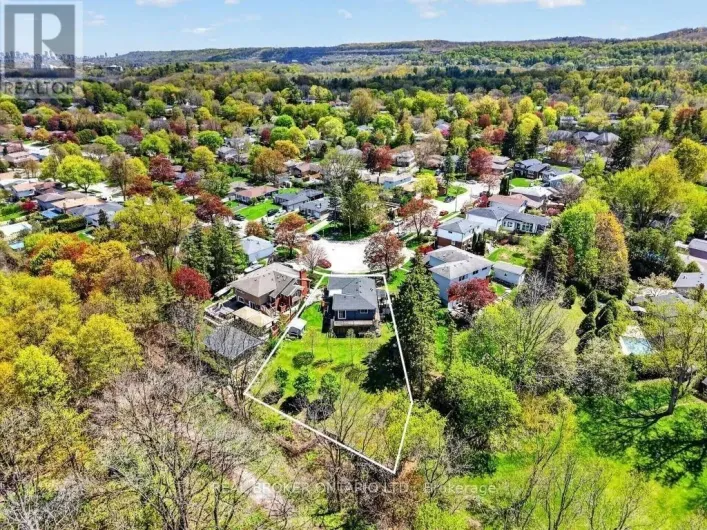 55 SUNRISE CRESCENT, Hamilton