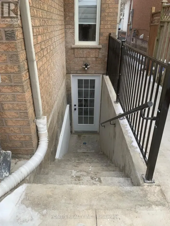 55 WILDBERRY CRESCENT, Brampton