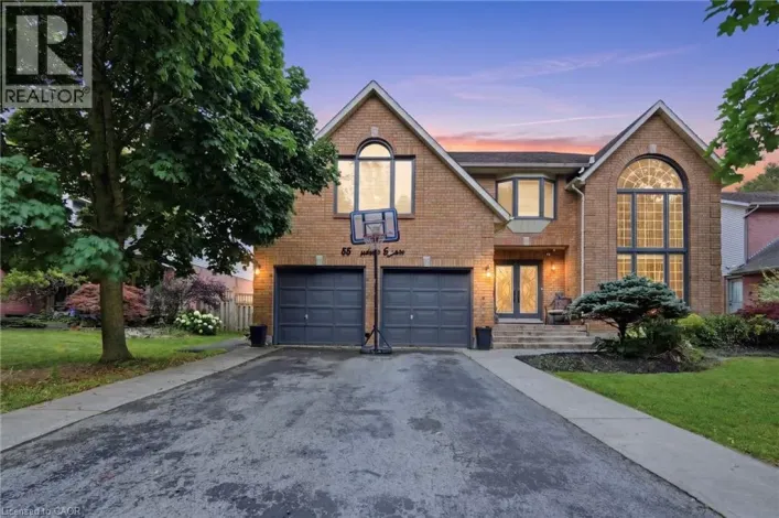 55 WOODSIDE Square, Pelham