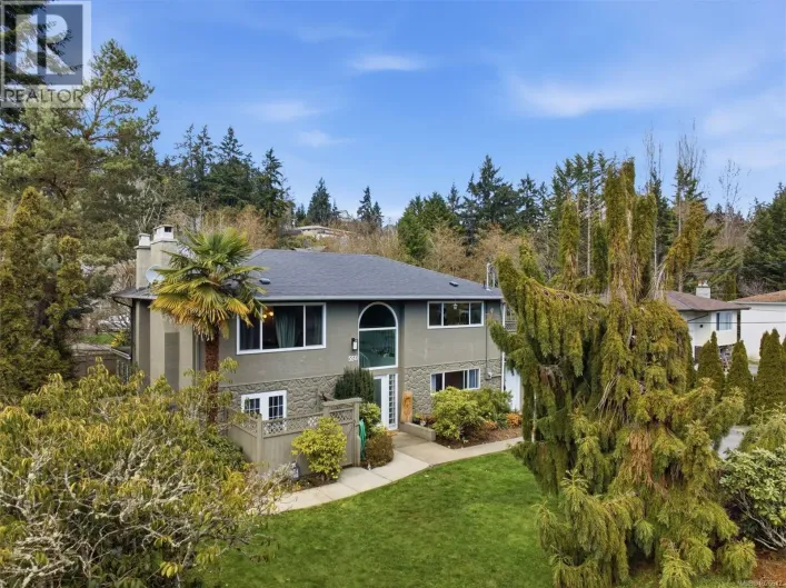 550 Phelps Ave, Langford