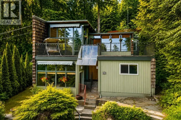 550 VENTURA CRESCENT, North Vancouver