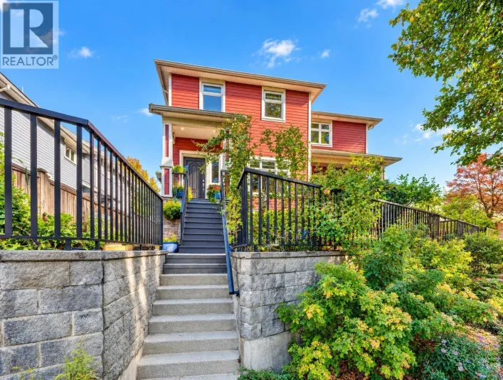 5502 DUNDEE STREET, Vancouver