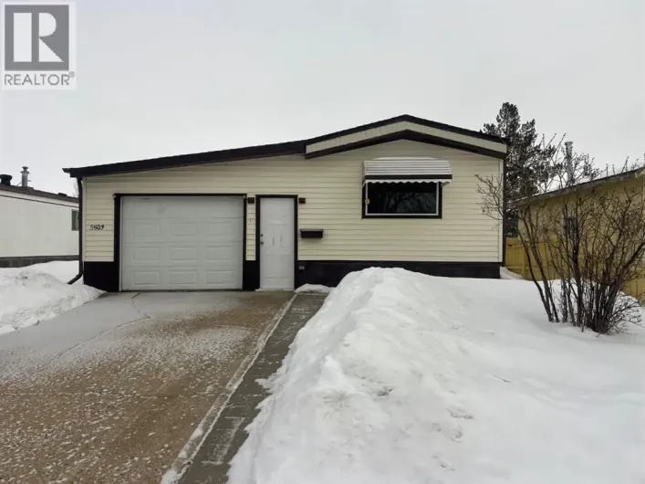 5503 49 Street, Camrose